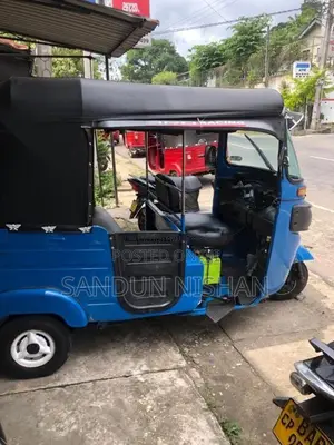 Bajaj RE 2015 Three Wheel (Used)