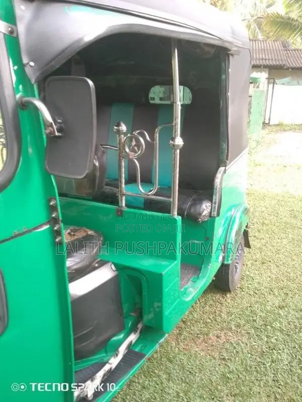 Bajaj RE 2014 Three Wheel (Used)