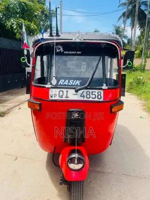 Bajaj 2 Stroke 2006 Three Wheel (Used)