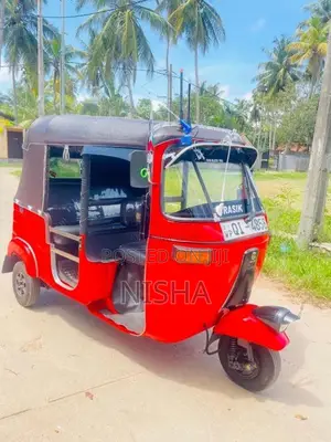 Bajaj 2 Stroke 2006 Three Wheel (Used)