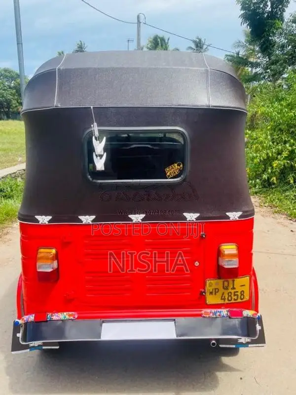 Bajaj 2 Stroke 2006 Three Wheel (Used)
