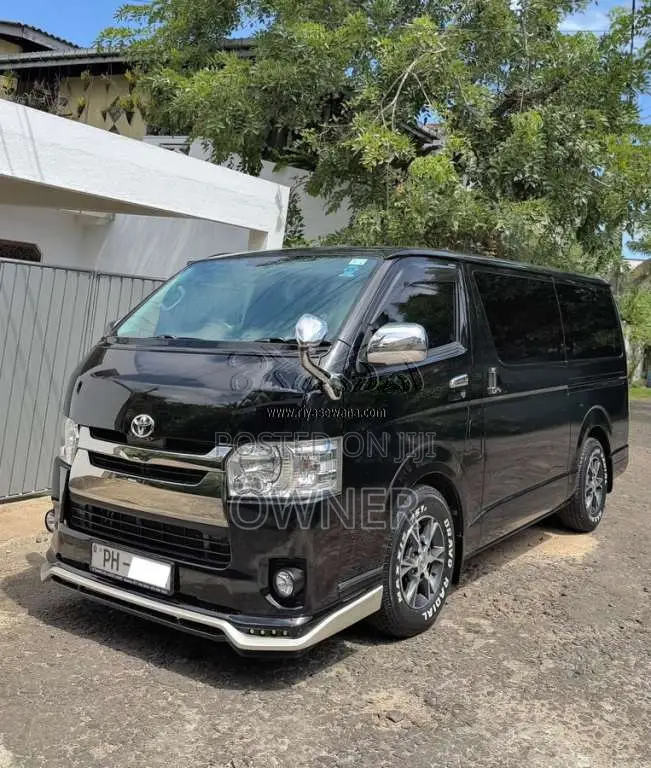 Toyota KDH Dark Prime 2015 Van (Used)