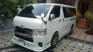 Toyota KDH TRH 200 GL 2013 Van (Used)