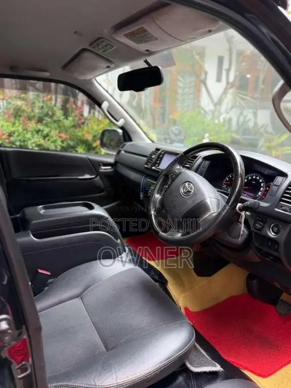 Toyota KDH Dark Prime 2015 Van (Used)