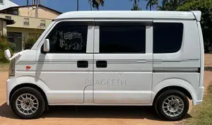 Nissan Clipper 2015 Van (Used)