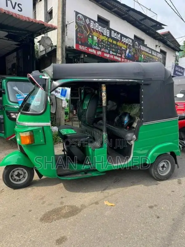 Bajaj RE 2013 Three Wheel Unregistered (Recondition)