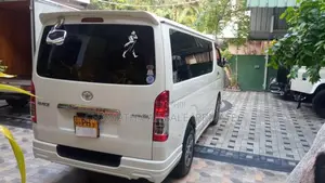 Toyota KDH TRH 200 GL 2013 Van (Used)