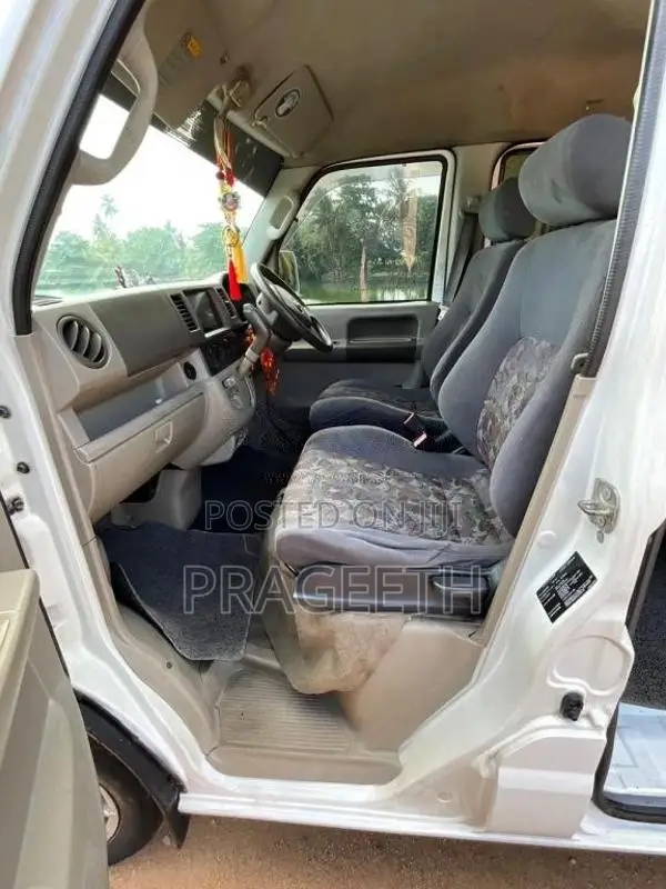 Nissan Clipper 2015 Van (Used)