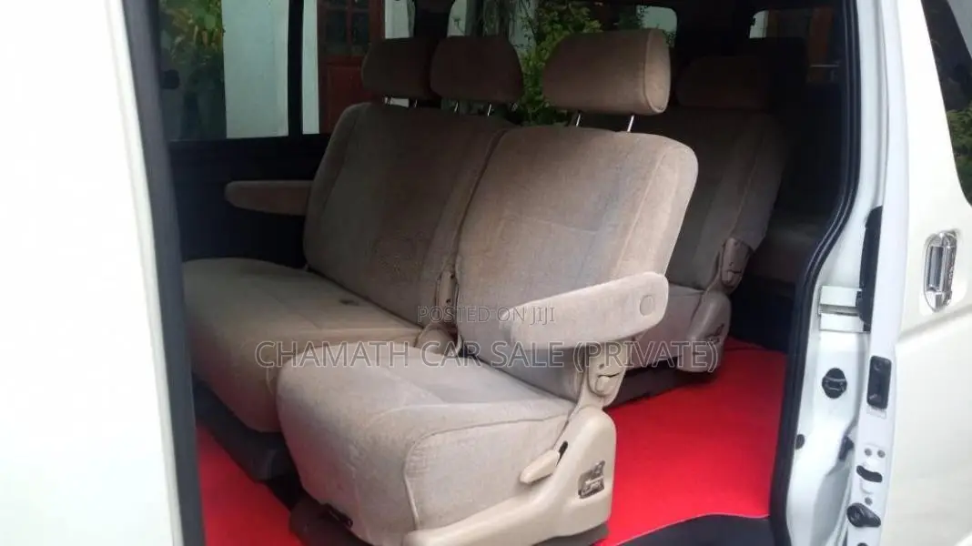 Toyota KDH TRH 200 GL 2013 Van (Used)