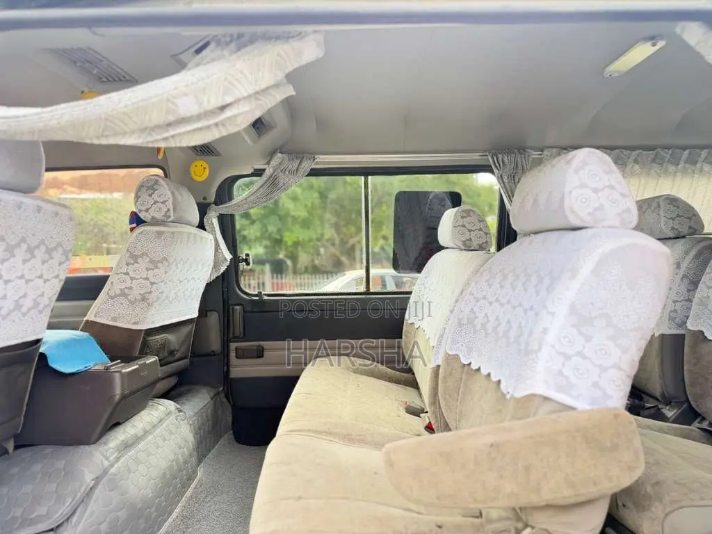 Nissan Caravan 1995 Van (Used)