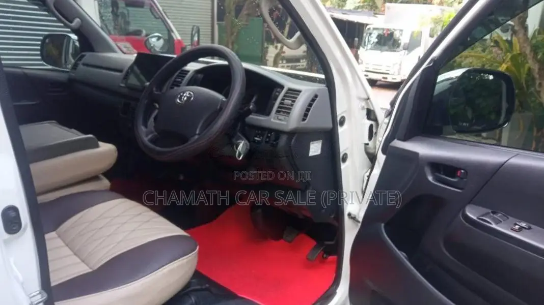 Toyota KDH TRH 200 GL 2013 Van (Used)