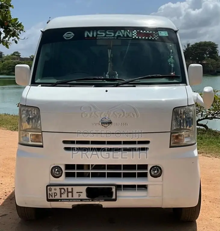 Nissan Clipper 2015 Van (Used)