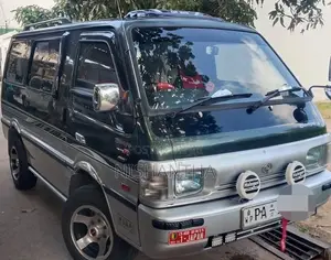 Mazda Bongo 2006 Van (Used)