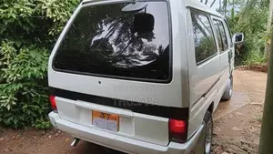 Nissan Largo 1995 Van (Used)