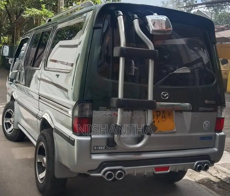 Mazda Bongo 2006 Van (Used)