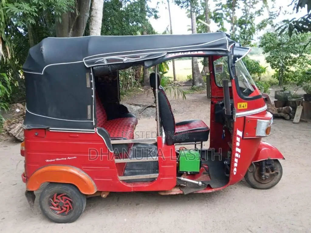 Bajaj RE 4 Stroke 2010 Three Wheel (Used)