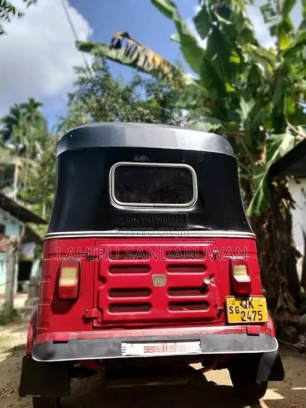 Bajaj 4 Stroke 2007 Three Wheel (Used)