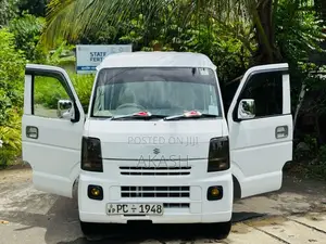 Suzuki Every Semi Join 2011 Van (Used)