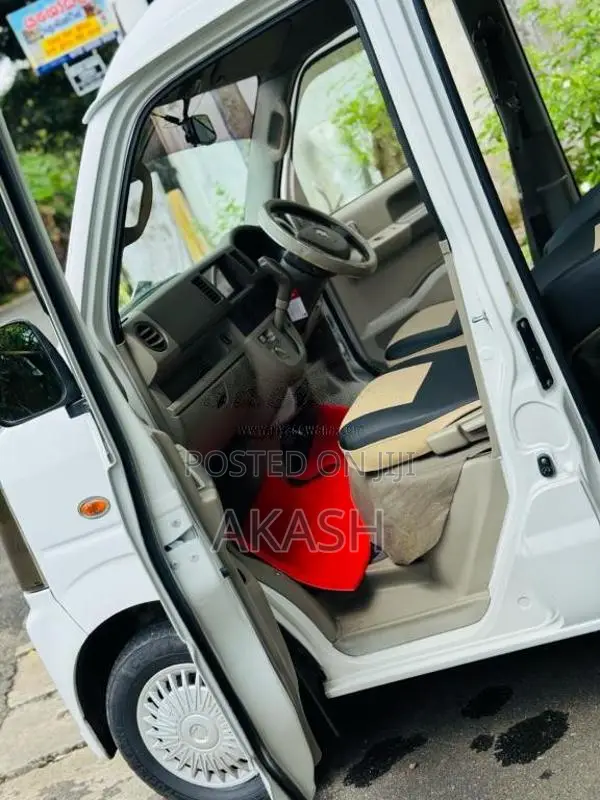 Suzuki Every Semi Join 2011 Van (Used)