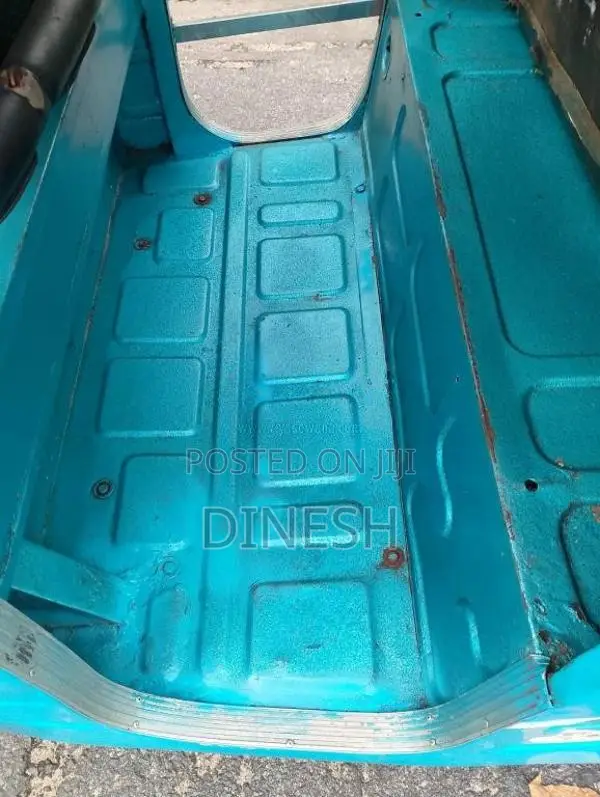 Bajaj 4 Stroke 2007 Three Wheel (Used)