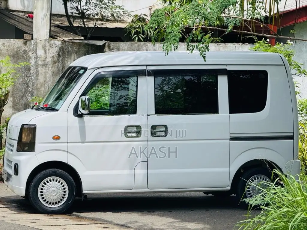 Suzuki Every Semi Join 2011 Van (Used)