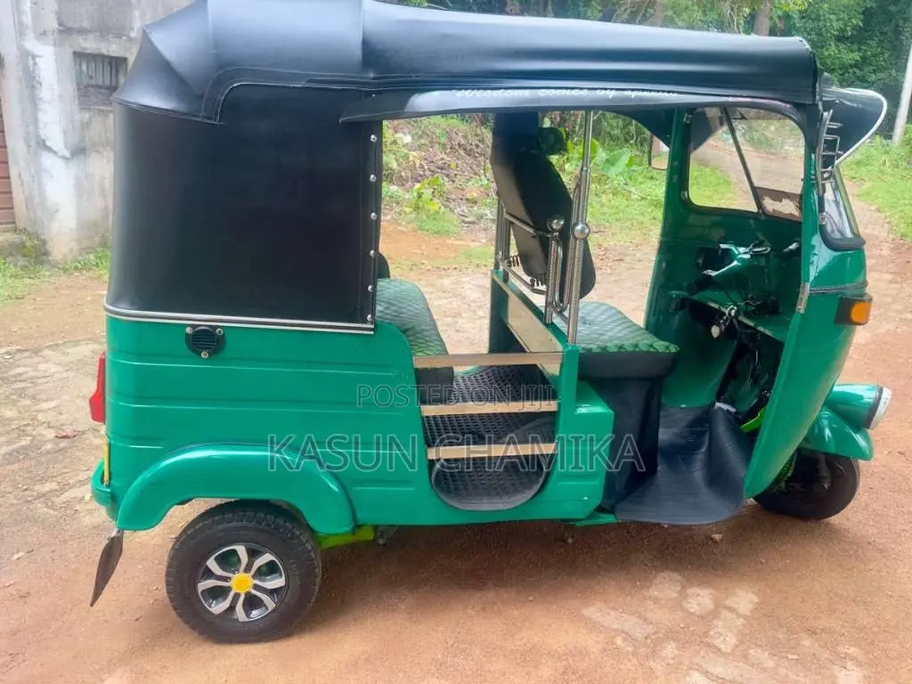 Bajaj RE 2 Stroke 2006 Three Wheel (Used)