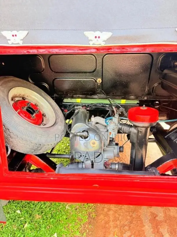 Bajaj 2 Stroke 2000 Three Wheel (Used)