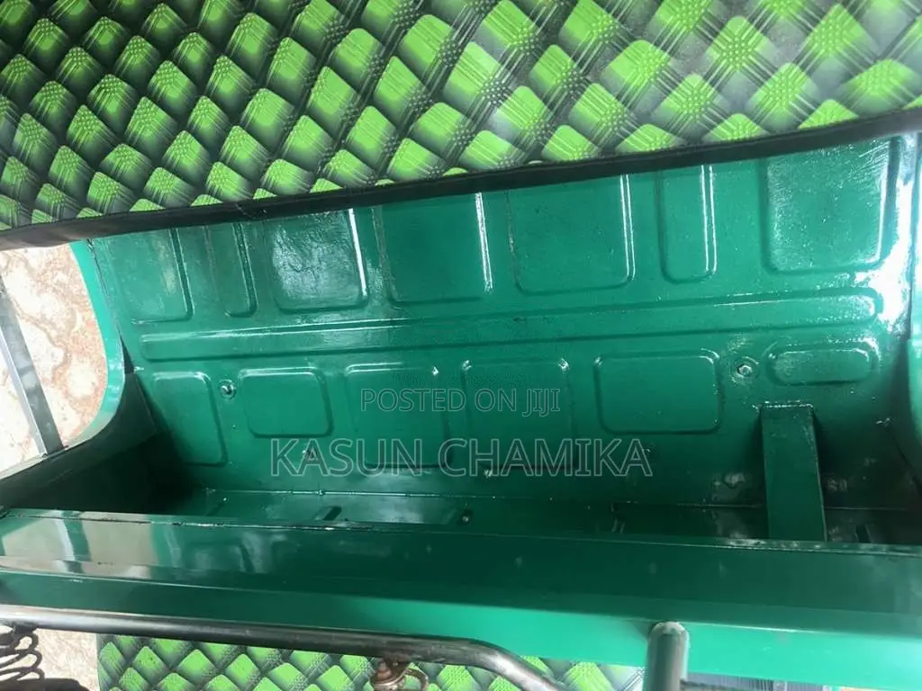 Bajaj RE 2 Stroke 2006 Three Wheel (Used)