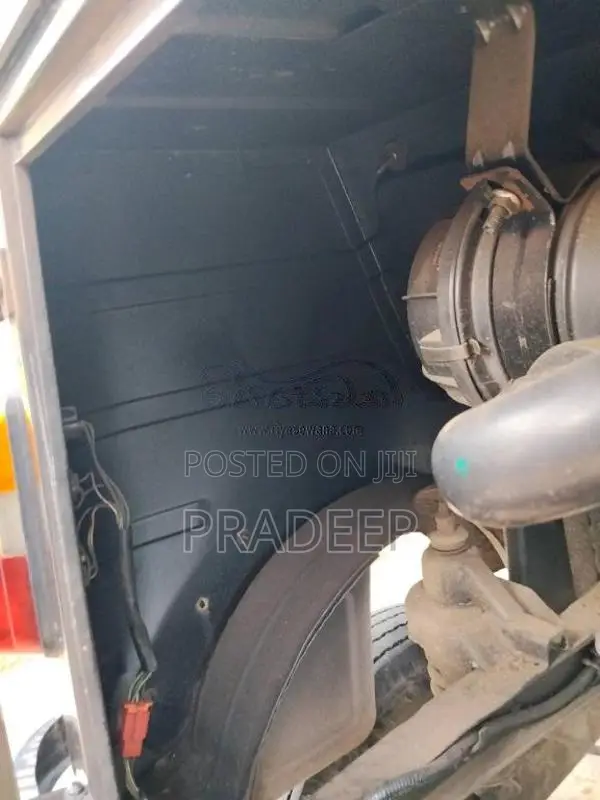 Bajaj 4 Stroke 2011 Three Wheel (Used)