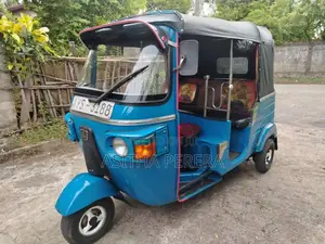 Bajaj RE 205 2011 Three Wheel (Used)
