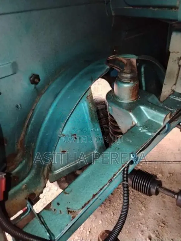 Bajaj RE 205 2011 Three Wheel (Used)