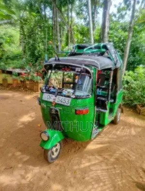 Bajaj 2 stroke 2006 Three Wheel (Used)