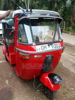 Bajaj 4 Stroke 2007 Three Wheel (Used)