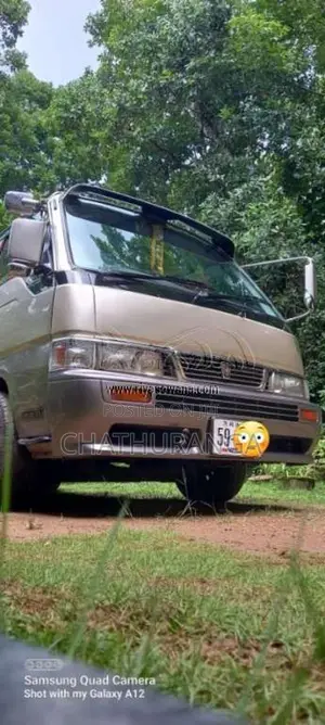Nissan Caravan 1993 Van (Used)