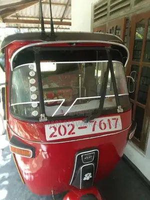 Bajaj RE 1990 Three Wheel (Used)