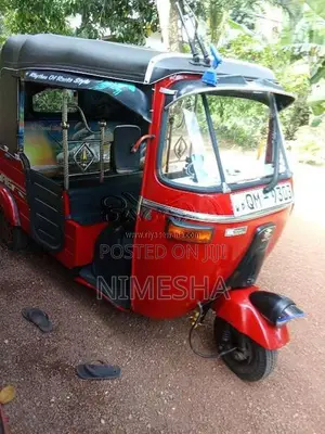 Bajaj 4 Stroke 2007 Three Wheel (Used)