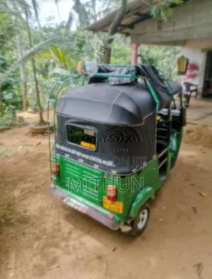 Bajaj 2 stroke 2006 Three Wheel (Used)