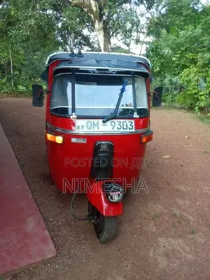 Bajaj 4 Stroke 2007 Three Wheel (Used)