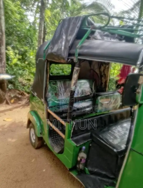 Bajaj 2 stroke 2006 Three Wheel (Used)