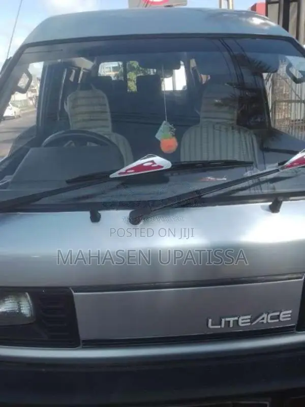 Toyota LiteAce 1997 Van (Used)