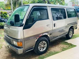 Nissan Caravan 1999 Van (Used)