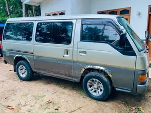 Nissan Caravan 1999 Van (Used)
