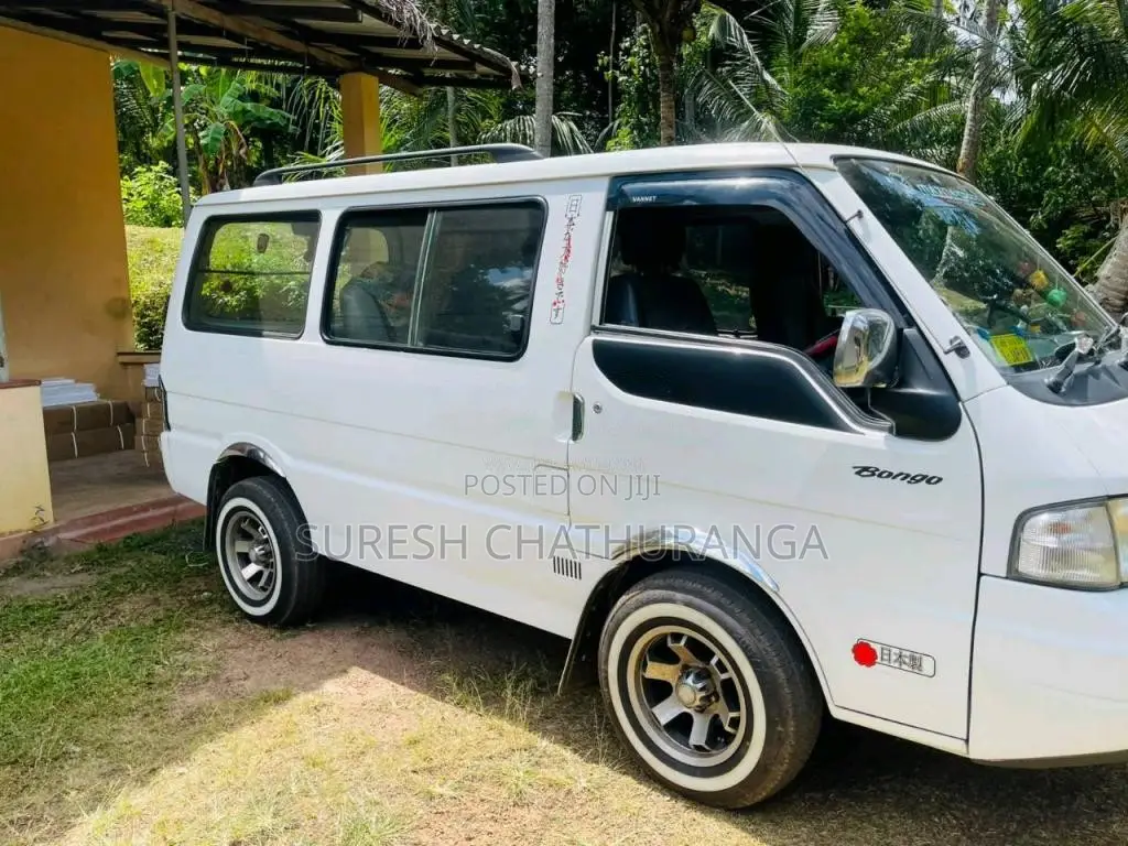 Mazda Bongo 2009 Van (Used)