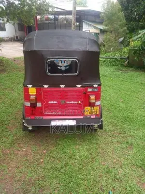 Bajaj 2 Stroke 2005 Three Wheel (Used)