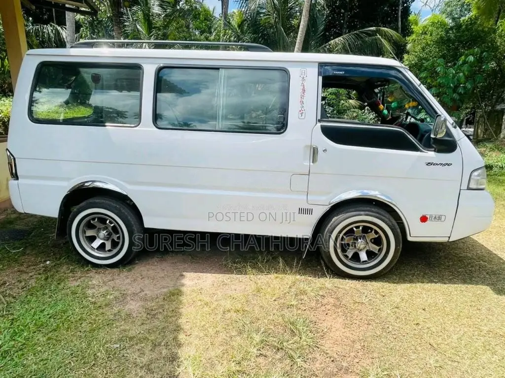 Mazda Bongo 2009 Van (Used)