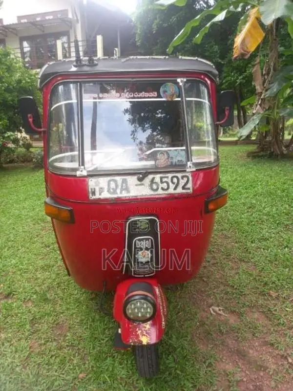 Bajaj 2 Stroke 2005 Three Wheel (Used)