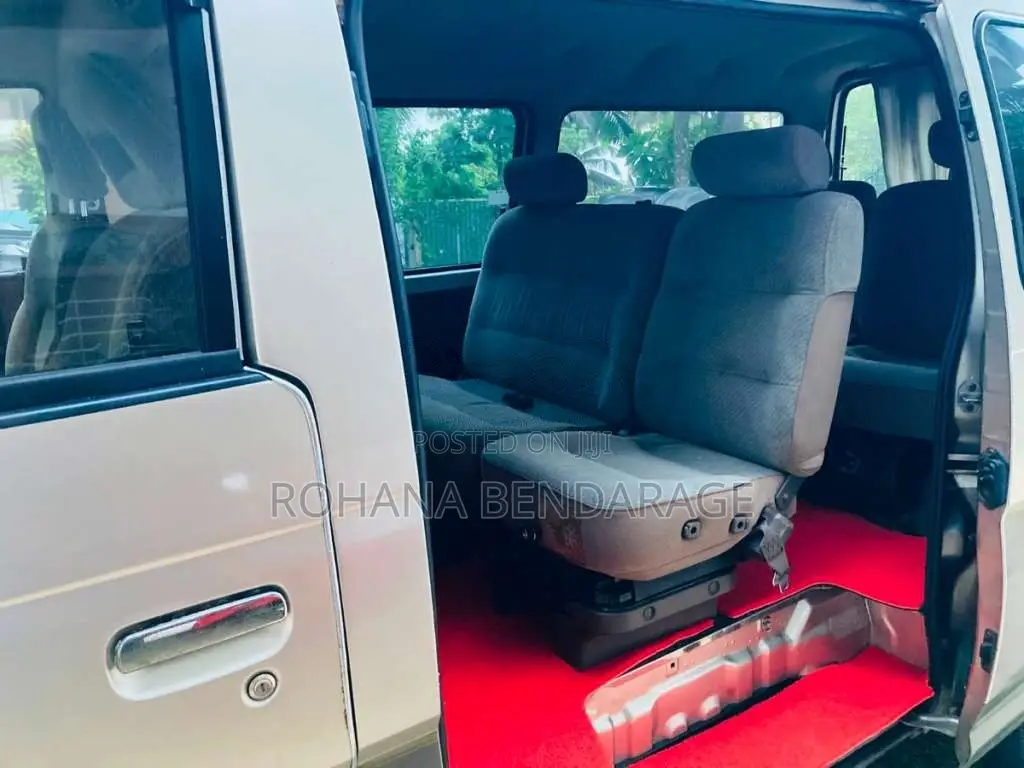 Nissan Caravan 1999 Van (Used)