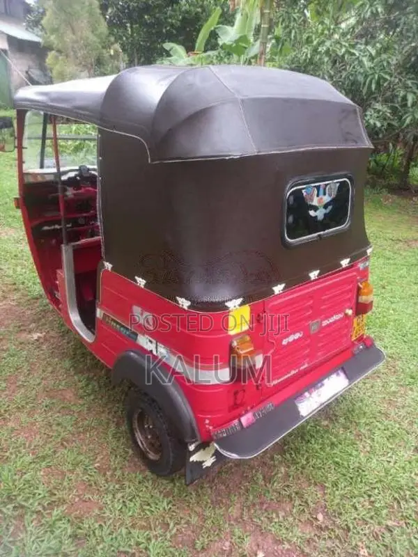 Bajaj 2 Stroke 2005 Three Wheel (Used)