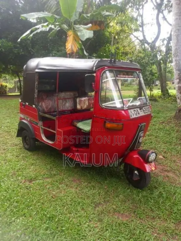 Bajaj 2 Stroke 2005 Three Wheel (Used)