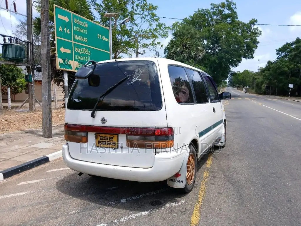 Nissan Serena VX 1994 Van (Used)